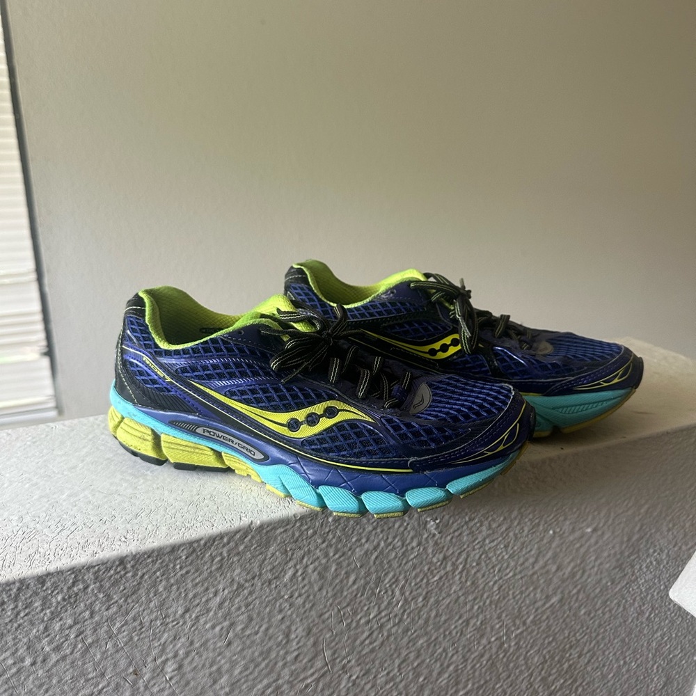 Saucony ride 7 Navy and Lime Sneakers
